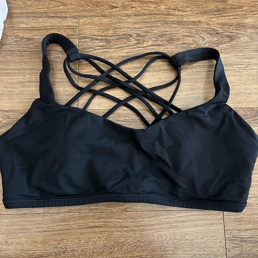 Lululemon sports bra